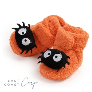 Botines de lana acogedores para bebés, niños y niñas, calcetines cálidos de dibujos animados de fondo suave, zapatos de cuna para recién nacidos - Product Image 1