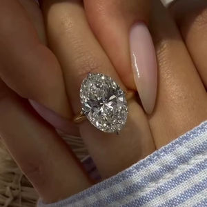 Bague de fiançailles solitaire en or jaune plaqué avec un zircon cubique ovale de 12x8 mm, bague de mariage, bijoux fins pour femmes, vente en gros - Product Image 3