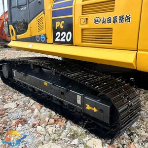 รถขุดตีนตะขาบ Komatsu PC220-8 มือสอง ขายในราคาถูก - Product Image 4