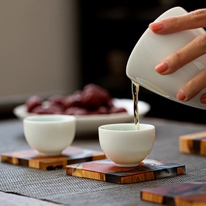 Posavasos de madera de resina Premium hechos a mano de la mejor calidad, elegante estilo Ángel para café y cerveza directamente de la India - Product Image 4