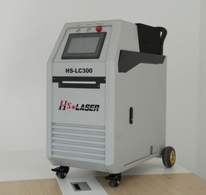Équipement de nettoyage industriel portable, élimination de la rouille par laser pulsé - Product Image 3