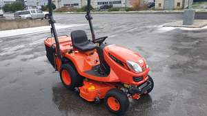 Meilleure Offre pour Tondeuse Autoportée Industrielle G261 4x4 Mini Tracteur de Jardin Moteur 2 Temps 150cc 100L Arrière - Product Image 5