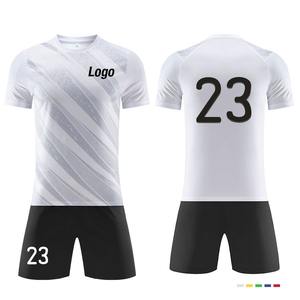 Nouveau logo personnalisé Kits d'entraînement d'équipe sublimés Shorts Shirt Ensembles complets Uniformes Maillots de football Vêtements de football pour hommes - Product Image 3