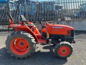 Utilizado para tractor de ruedas compacto Kubota L3200 - Product Image 4