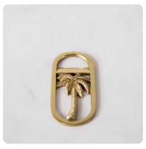 Abrebotellas de metal de alta calidad, diseño de palmera, pedidos a granel personalizados para bares, cervecerías y decoración de interiores de eventos - Product Image 2
