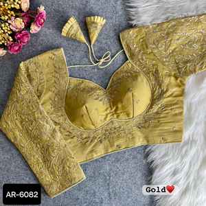 Collections de chemisiers de travail de broderie lourde de Style pakistanais indien couleur blanche Designer Georgette Saree avec travail de broderie de fil - Product Image 4