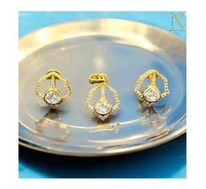 Nouveau ensemble de bijoux front en diamant en argent sterling 925 et moissanite magnifiquement conçu luxueux et boucles d'oreilles pour les femmes pour les fêtes - Product Image 1