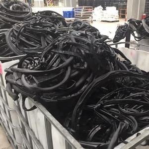 Vestes en butyl Bagomatic d'occasion de haute qualité, en caoutchouc EPDM recyclé, à vendre - Product Image 2