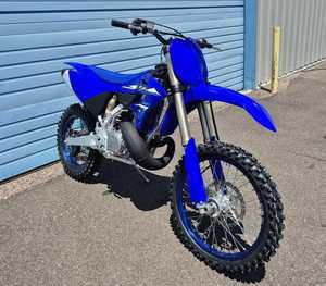 Oferta de Alta Calidad: Motocicleta de Motocross YZ250F, Motos Todoterreno Yamaha, 100% Original de Fábrica Sellada con 1 Año de Garantía - Product Image 1