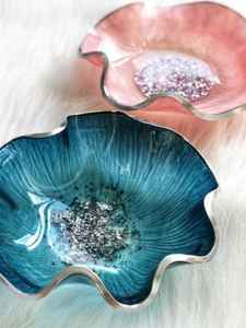 Elegant Natural <b>Shoe</b> Horn with Natural Horn Material Eco-Friendly Vintage Style for <b>Shoe</b> <b>Lifting</b> - Product Image 2