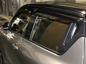 Deflector de Viento Tipo OEM, Visera para Puerta, Visera para Ventana de Inyección para SWIFT 5 Puertas Hatchback (17 en Adelante) - Product Image 4