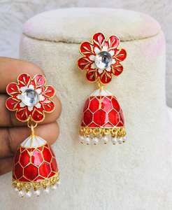 Meena jhumki เซ็ตต่างหูทองเหลืองแบบมีสไตล์สำหรับงานแต่งงานประดับมุกเทียมทำให้มีการออกแบบที่สวยงามแบบชนเผ่าหรูหรา - Product Image 1