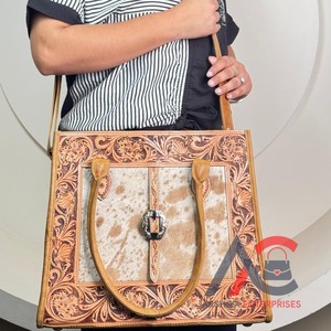 Bolsos Tote de Cuero Vacuno con Pelo Auténtico, Hechos a Mano, de Gran Capacidad, para Mujer, Fabricante, Personalizados, al por Mayor, OEM 2025 - Product Image 1