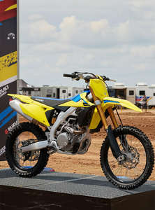 Suzuki RM-Z450 449cc, moto de motocross étanche avec écran LED, best-seller, neuve en stock, à vendre - Product Image 2