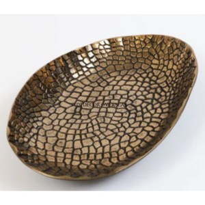 Colección de arte creativo moderno Diseñador único Heavy Duty Metal Hecho Chapado en oro Tazón de forma grande para servir y decorar - Product Image 1