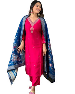 Nueva Ropa Étnica India Chanderi de viscosa con diseño de bordado trabajo Kurtis de punto completo con conjunto Dupatta para ropa de mujer - Product Image 1