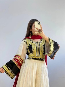Robe de mariée longue à manches longues, traditionnelle afghane, faite à la main, ethnique pashtun, pour femmes, tissu personnalisable - Product Image 3