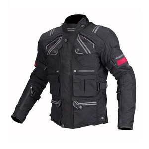 Blouson de moto en cuir de style cruiser, conçu pour les motards classiques, avec du cuir résistant et une coupe confortable pour les voyages. - Product Image 3