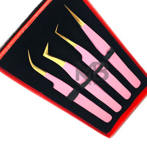 Baby Pink Color Coated Heart Grip Pinzas de extensión de pestañas sostenibles Puntas doradas de acero inoxidable japonés Logotipo personalizado - Product Image 2