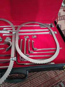 Écarteur vétérinaire monté sur table de vente supérieure pour la sternotomie conventionnelle OEM ODM meilleurs rétracteurs d'instruments chirurgicaux - Product Image 3