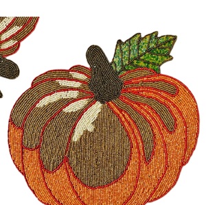 Napperon perlé moderne fait à la main pour la maison vacances mariages et tables à manger avec motif de citrouille d'Halloween pour les banquets - Product Image 1