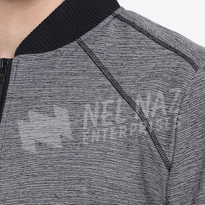 OEM personalizado de alta calidad de los hombres cálidos chaquetas Bomber tela de lona Stand Collar High Street precio razonable impreso bordado - Product Image 4