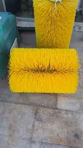 New Condition Livestock Comfort Brush Hecho en Turquía con componentes de núcleo duraderos - Product Image 4