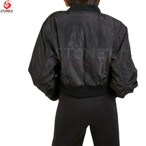 Blouson bombardier en nylon noir court pour femmes fermeture éclair col côtelé doublure en spandex tissu imprimé rempli de coton approvisionnement en gros - Product Image 2