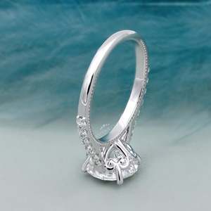 Bague de fiançailles en diamant de laboratoire rond de 2 carats avec bande pavée, sertissage à 4 griffes, certifiée IGI, plaquée or rhodié, style luxueux - Product Image 4