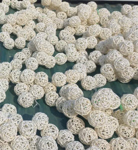 Proveedor vietnamita que ofrece producción a granel de bolas de ratán para decoración y uso artesanal - Product Image 6