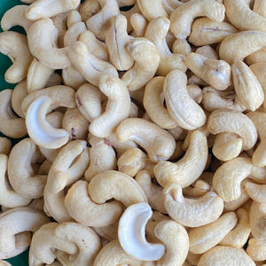 เม็ดมะม่วงหิมพานต์1กก. Kaju badam เม็ดมะม่วงหิมพานต์ - Product Image 1