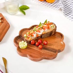 Plateau de service en bois d'acacia en forme de fleur, vaisselle, décoration de cuisine, cadeau pour les amateurs de desserts - Product Image 2