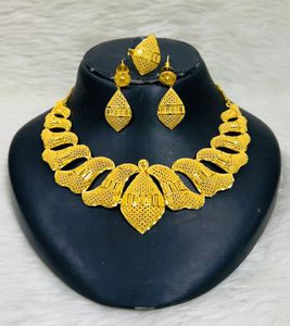 Bijoux de collier plaqué or un gramme - Product Image 1