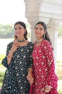 Costume Sharara pour femmes de luxe, brodé, avec une lourde fausse géorgette et un dupatta assorti, pour les mariages et les tenues de fête - Product Image 6