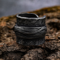 Bague large ouverte en forme d'arc avec détails texturés à la main effet vieilli, bijoux rétro tendance, fournisseur d'accessoires de mode gothique