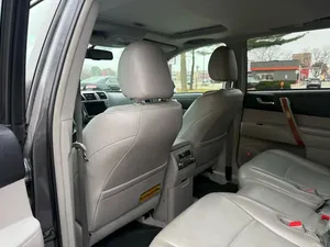 Toyota Highlander Limited 2010 - Product Image 3