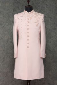 2023 nueva moda Stunner Sherwani bordado con tela de seda y zapatos a juego de talla grande conjunto de fiesta/boda - Product Image 2