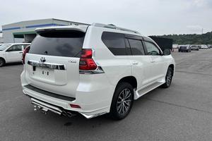 รถยนต์มือสองโตโยต้าแลนด์ครุยเซอร์ ปราโด ปี 2020 - Product Image 4