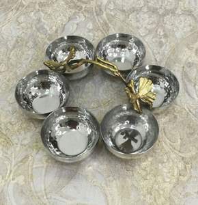 ชามโลหะสำหรับตกแต่งและเสิร์ฟพร้อมที่จับใบไม้สำหรับตกแต่งห้องครัวและบนโต๊ะ - Product Image 2