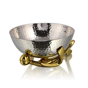 Diseño atractivo Frutero de metal Forma irregular Contenedor de frutas profundas Mesa Acabado de plata Cuenco decorativo para servir frutas - Product Image 5