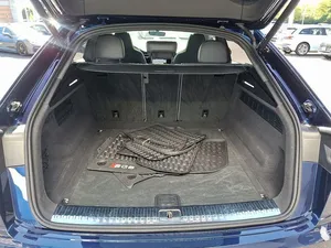 ได้รับการรับรอง2023 Audi SQ8 4.0T Prestige - Product Image 6