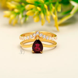 Bague de mariage en argent sterling massif 925 plaquée or grenat naturel coupe poire exquise pierre précieuse pour les femmes - Product Image 1