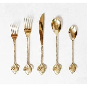 Ensemble de 5 couverts en acier inoxydable, cuillère, couteau, fourchette, ustensiles de cuisine, café, couverts plaqués or pour la maison - Product Image 1