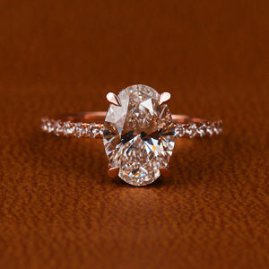 Anillo de diamante cultivado en laboratorio de oro macizo de 14 quilates, juego de pavé de Halo oculto, compromiso de oro rosa de corte ovalado de estilo clásico con certificado IGI - Product Image 1