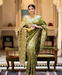 Sari moderne en soie jacquard LICI attrayant avec blouse non cousue, tenue de fête festive, prix de gros, vêtement ethnique, vert - Product Image 1
