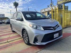 2020 para Toyota Sienna Motor Turbo usado con asientos de cuero ligero FWD Drive Dirección izquierda Caja de cambios automática R18 Tamaño del neumático - Product Image 4