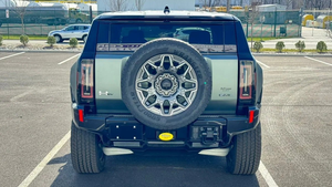 GMC EV 2024, toit métallique automatique, sièges en cuir, batterie au lithium, caractéristiques haut de gamme - Product Image 3