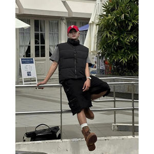 [NUEVA LLEGADA] HT03 Chaleco acolchado Acolchado Diseño Acolchado Personaje Suave Cálido Poliéster/Material de algodón Ropa de calle de moda - Product Image 4