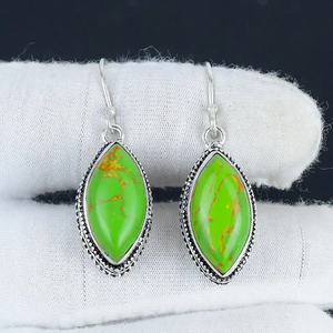 Boucles d'oreilles en argent sterling 925 en forme de marquise en forme de turquoise verte, cadeau fait main pour l'amour, vente en gros au prix d'usine - Product Image 1