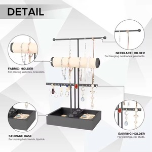 Porte-bijoux en bois gris au design moderne, parfait pour les colliers, les bracelets et les bagues, pour la décoration intérieure et les magasins. - Product Image 5